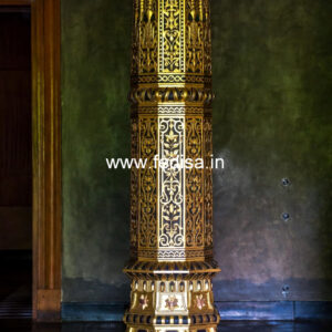 Wooden Pillar Designs for Rich Look