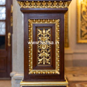 Creative Wooden Pillar Ideas for Your Home