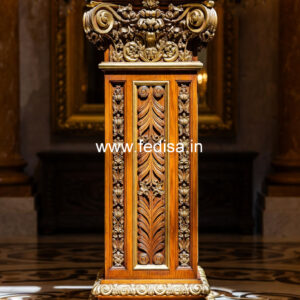 Wooden Pillar Design for Home Makeover